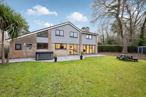 Photo 28- click for photo gallery